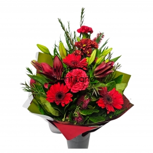 BOUQUET BOLDLY RED